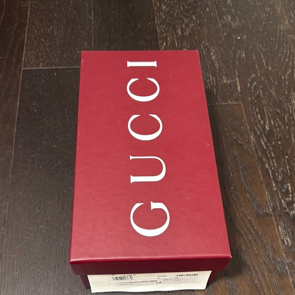 Gucci Black Patent Leather Slingback Pumps - Picture 11 of 12